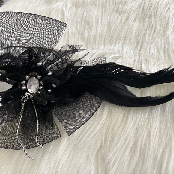 Pier 1 Imports Masquerade Mark with jewels and feathers - Picture 5 of 7